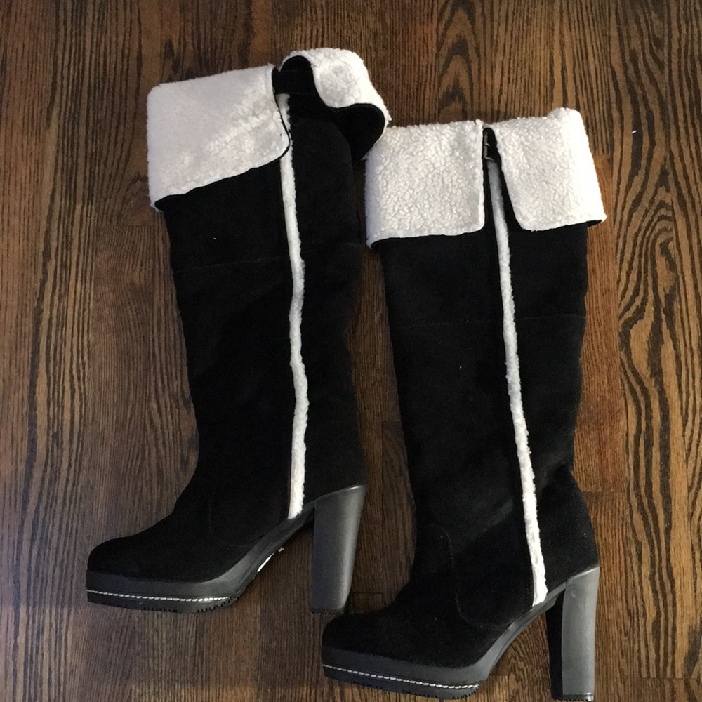 Kelsi Dagger Black Suede Knee High Boots Size 10